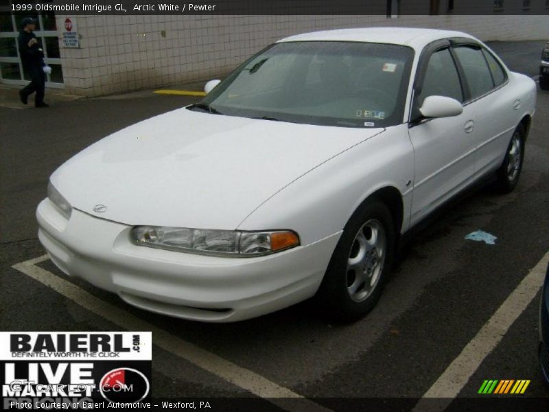 Arctic White / Pewter 1999 Oldsmobile Intrigue GL