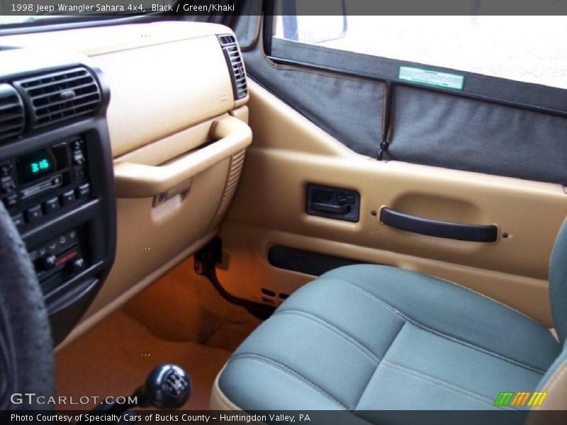  1998 Wrangler Sahara 4x4 Green/Khaki Interior