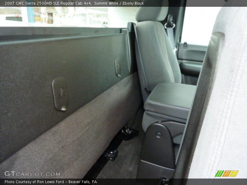 Summit White / Ebony Black 2007 GMC Sierra 2500HD SLE Regular Cab 4x4