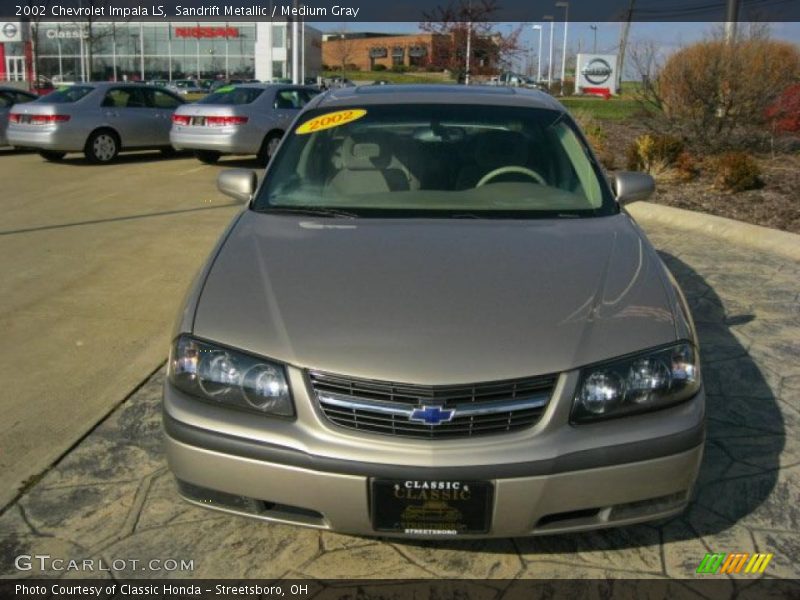 Sandrift Metallic / Medium Gray 2002 Chevrolet Impala LS
