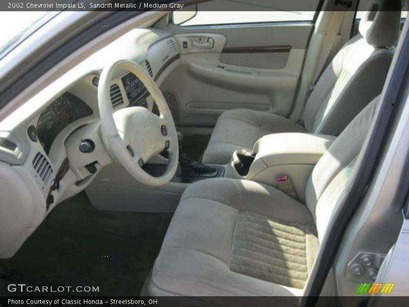 Sandrift Metallic / Medium Gray 2002 Chevrolet Impala LS