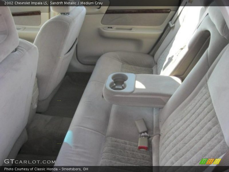 Sandrift Metallic / Medium Gray 2002 Chevrolet Impala LS
