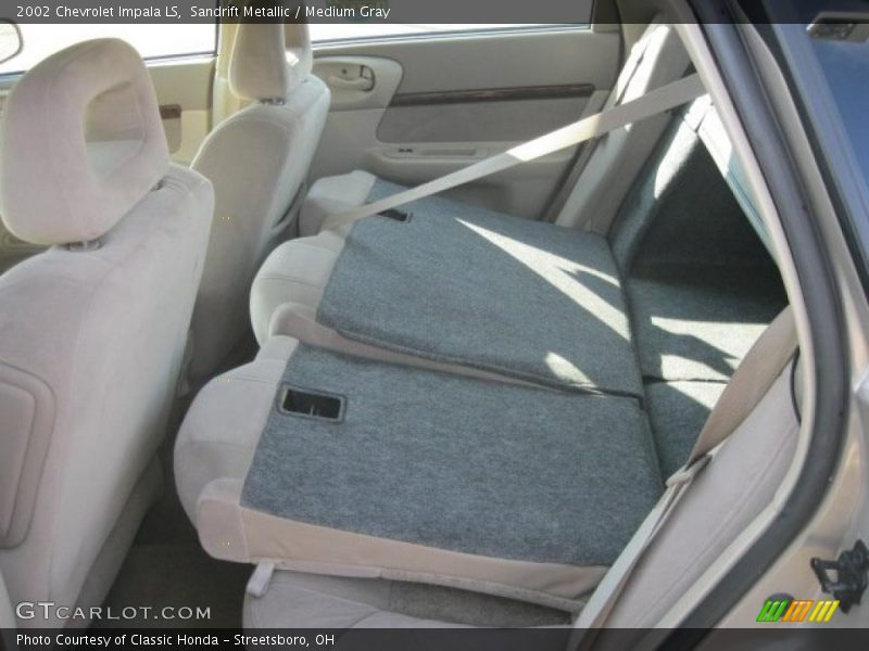 Sandrift Metallic / Medium Gray 2002 Chevrolet Impala LS