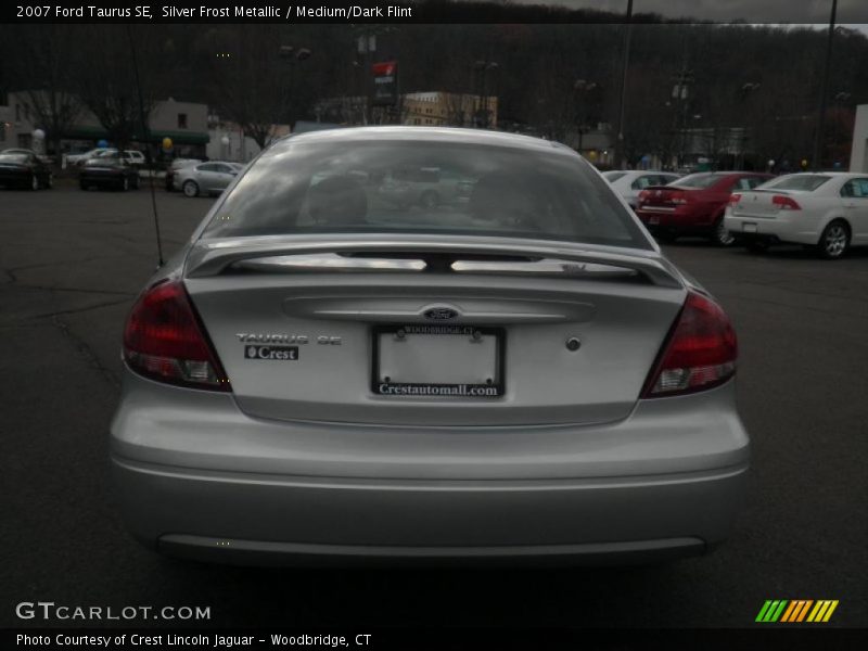Silver Frost Metallic / Medium/Dark Flint 2007 Ford Taurus SE