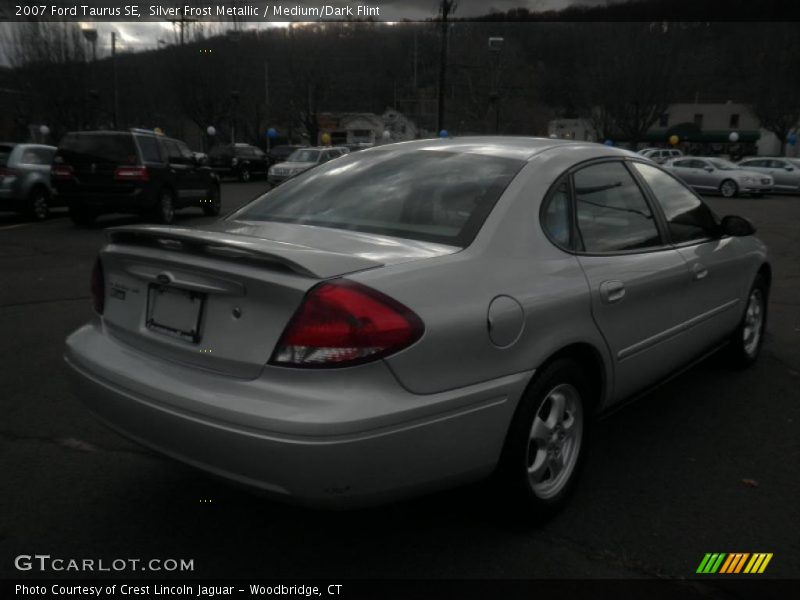 Silver Frost Metallic / Medium/Dark Flint 2007 Ford Taurus SE