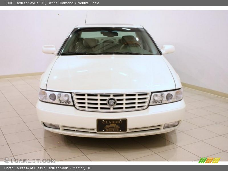 White Diamond / Neutral Shale 2000 Cadillac Seville STS