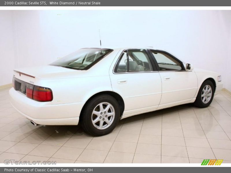White Diamond / Neutral Shale 2000 Cadillac Seville STS