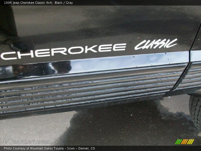  1996 Cherokee Classic 4x4 Logo