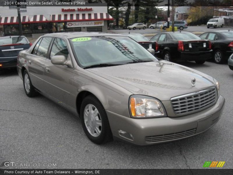 Cashmere / Shale 2004 Cadillac DeVille Sedan