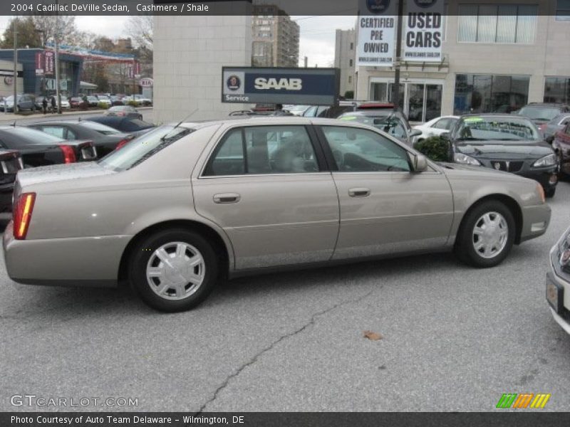 Cashmere / Shale 2004 Cadillac DeVille Sedan