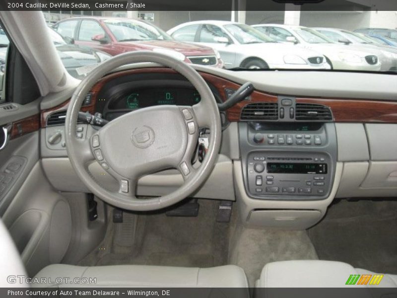 Cashmere / Shale 2004 Cadillac DeVille Sedan