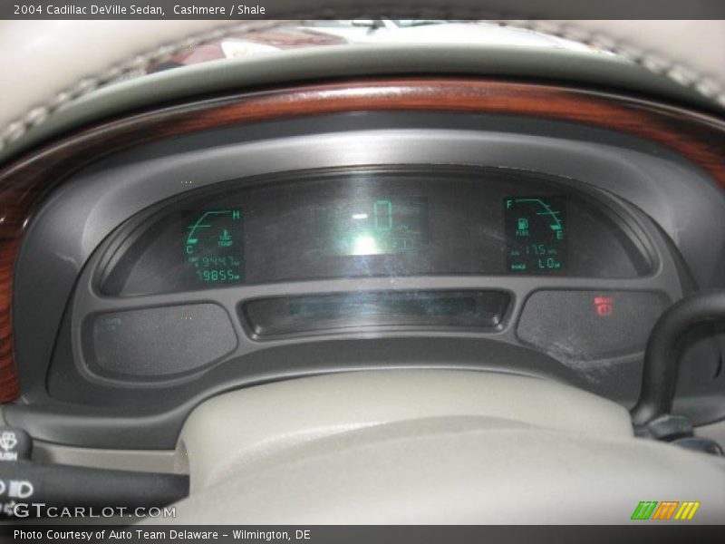 Cashmere / Shale 2004 Cadillac DeVille Sedan
