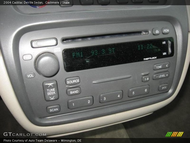 Cashmere / Shale 2004 Cadillac DeVille Sedan