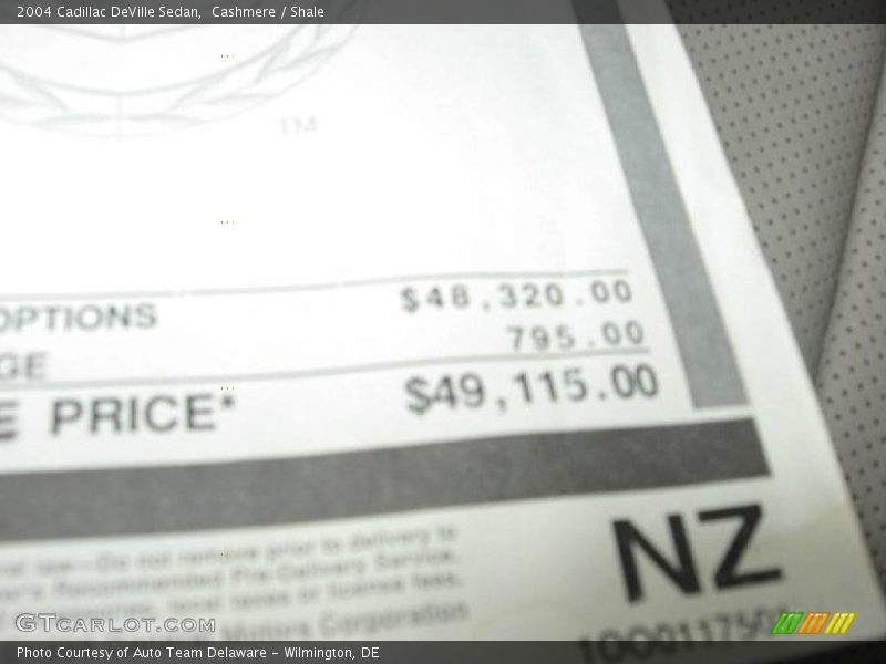 Cashmere / Shale 2004 Cadillac DeVille Sedan