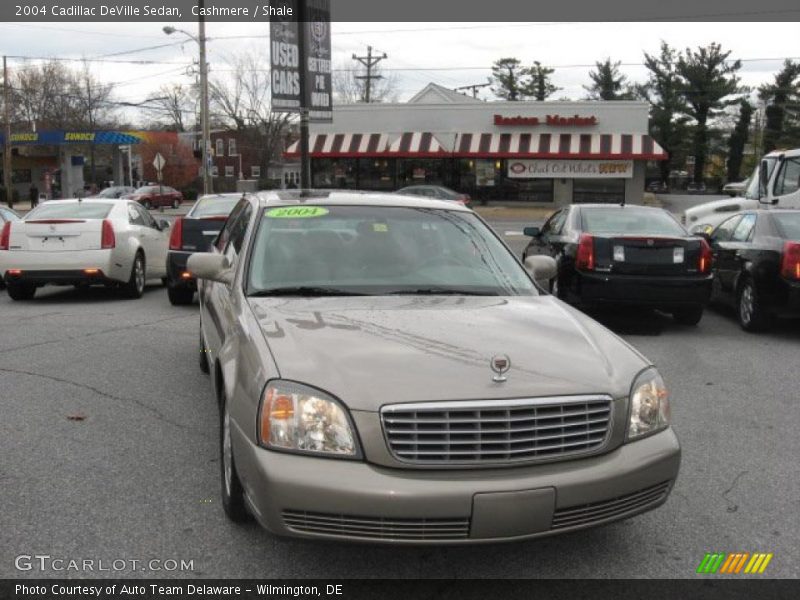 Cashmere / Shale 2004 Cadillac DeVille Sedan