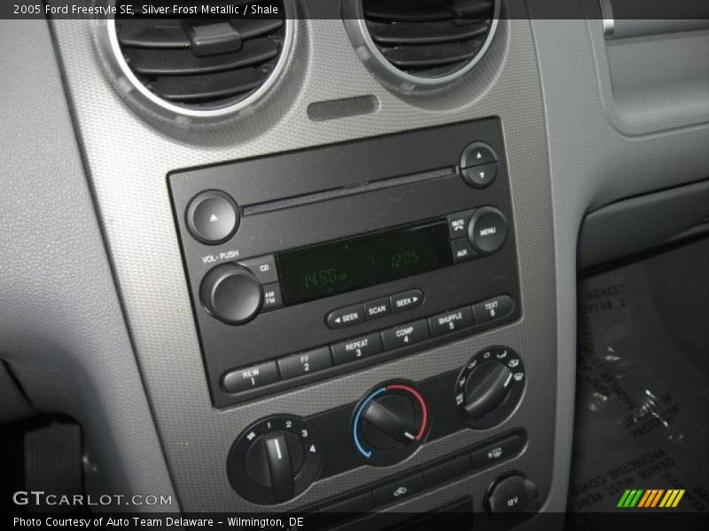Controls of 2005 Freestyle SE