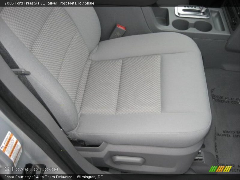 Silver Frost Metallic / Shale 2005 Ford Freestyle SE