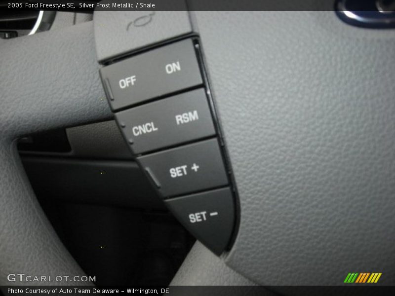 Silver Frost Metallic / Shale 2005 Ford Freestyle SE