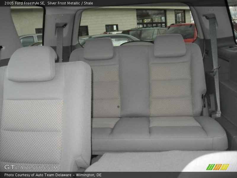 Silver Frost Metallic / Shale 2005 Ford Freestyle SE