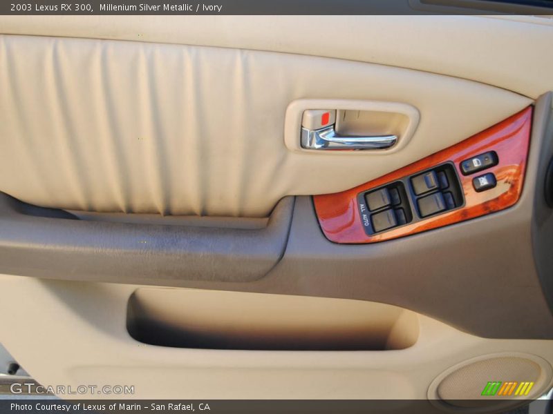 Millenium Silver Metallic / Ivory 2003 Lexus RX 300