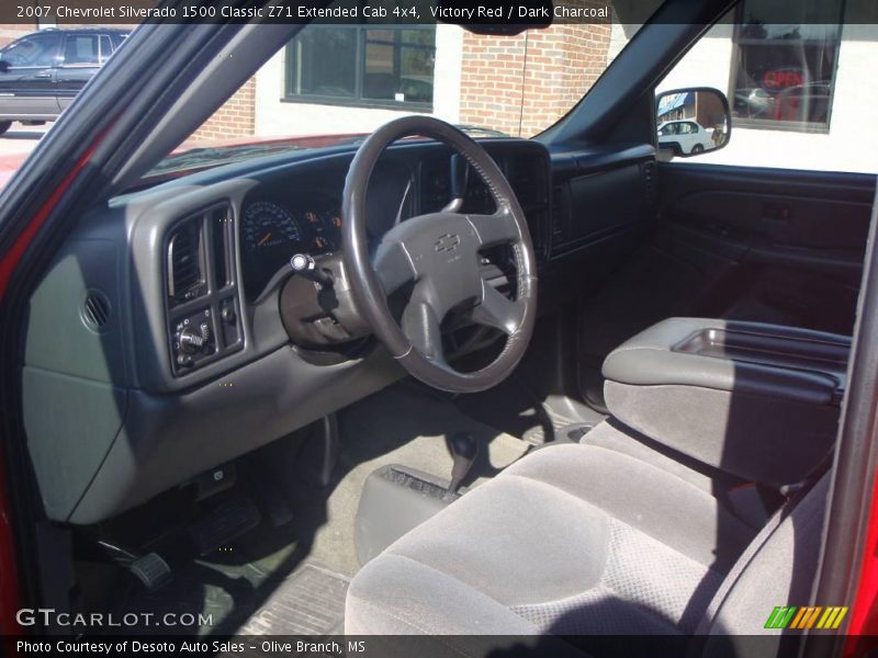 Victory Red / Dark Charcoal 2007 Chevrolet Silverado 1500 Classic Z71 Extended Cab 4x4
