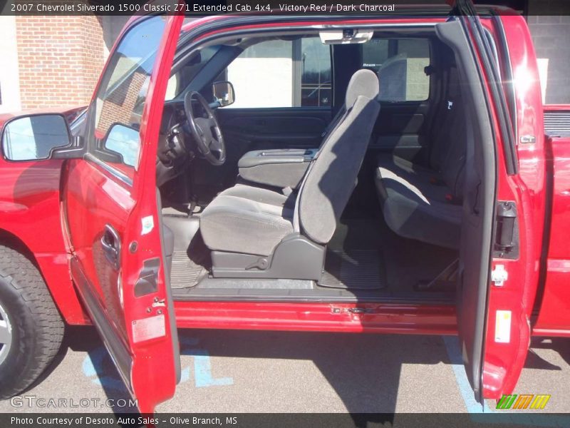 Victory Red / Dark Charcoal 2007 Chevrolet Silverado 1500 Classic Z71 Extended Cab 4x4