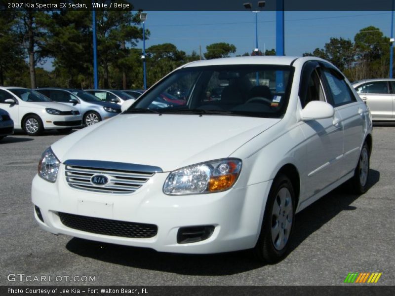White / Beige 2007 Kia Spectra EX Sedan
