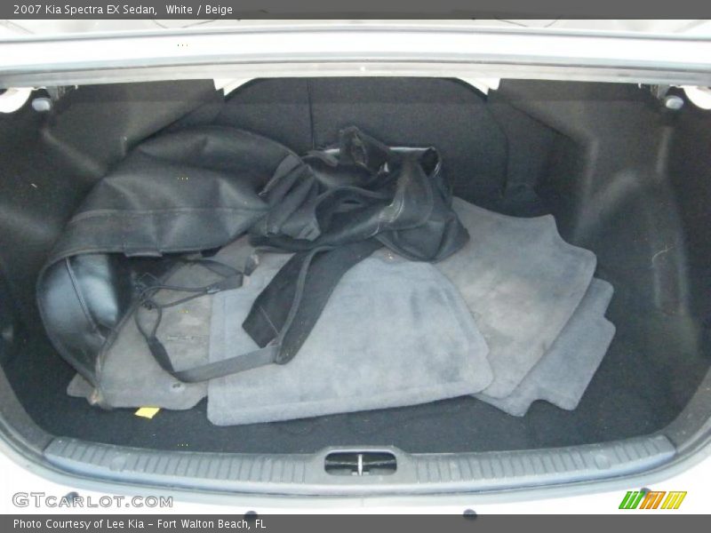 White / Beige 2007 Kia Spectra EX Sedan