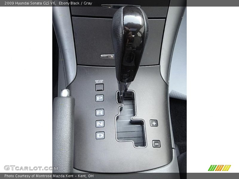 Ebony Black / Gray 2009 Hyundai Sonata GLS V6