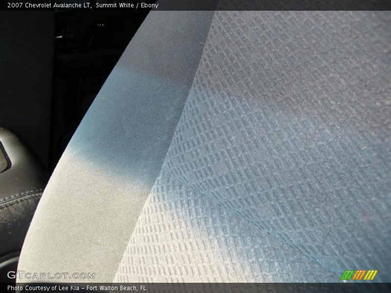Summit White / Ebony 2007 Chevrolet Avalanche LT