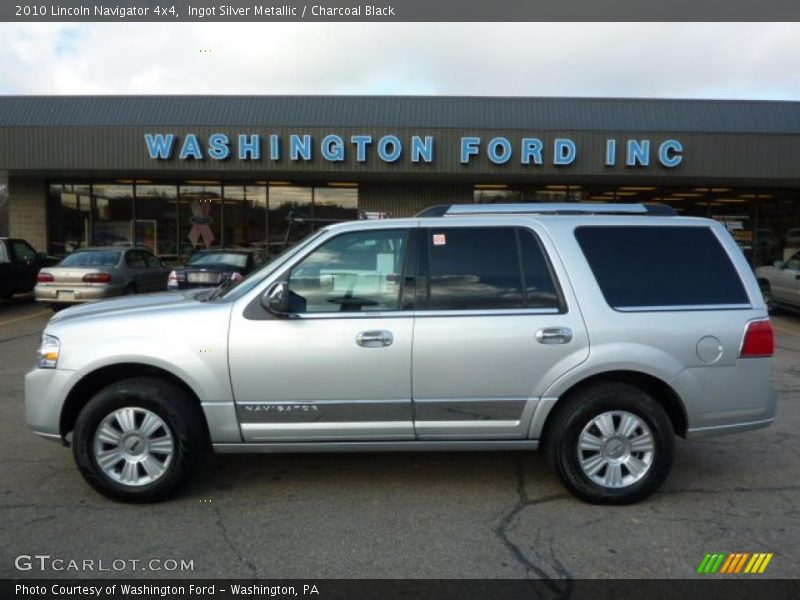 Ingot Silver Metallic / Charcoal Black 2010 Lincoln Navigator 4x4