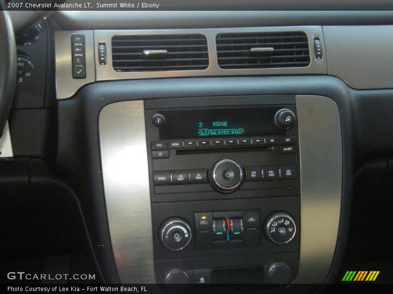 Summit White / Ebony 2007 Chevrolet Avalanche LT