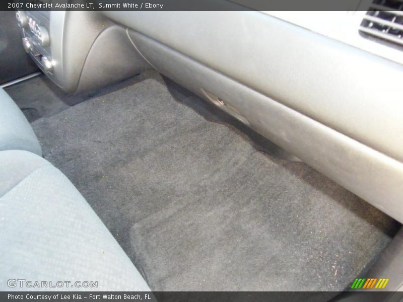 Summit White / Ebony 2007 Chevrolet Avalanche LT