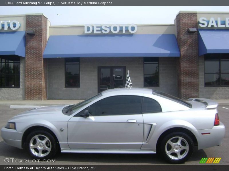 Silver Metallic / Medium Graphite 2004 Ford Mustang V6 Coupe