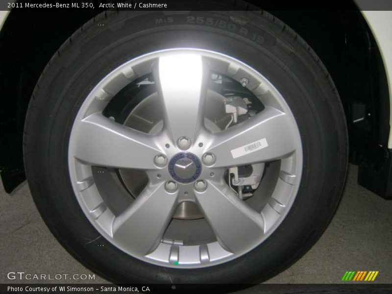 Arctic White / Cashmere 2011 Mercedes-Benz ML 350