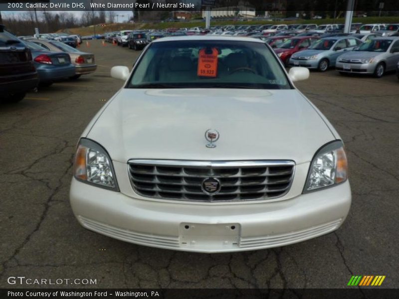 White Diamond Pearl / Neutral Shale 2002 Cadillac DeVille DHS