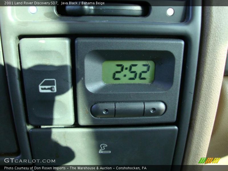 Java Black / Bahama Beige 2001 Land Rover Discovery SD7