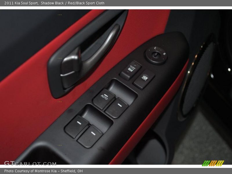 Shadow Black / Red/Black Sport Cloth 2011 Kia Soul Sport