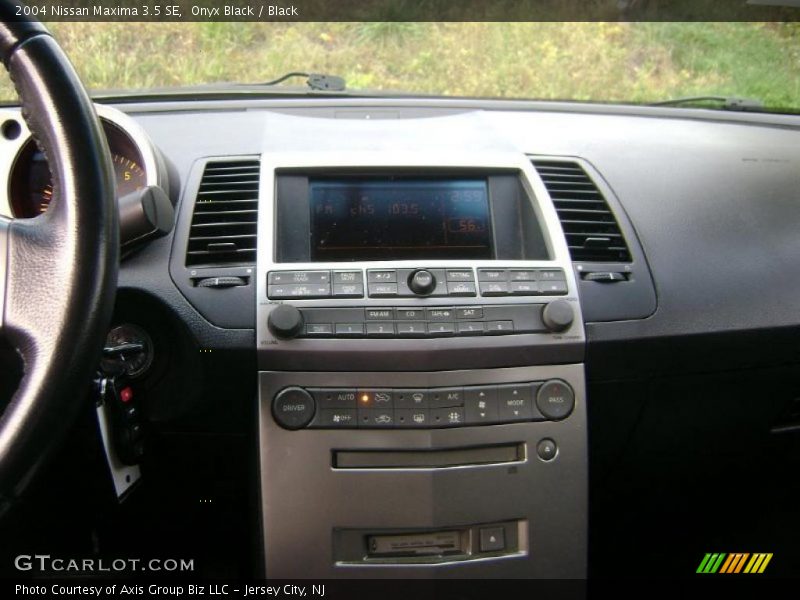 Onyx Black / Black 2004 Nissan Maxima 3.5 SE