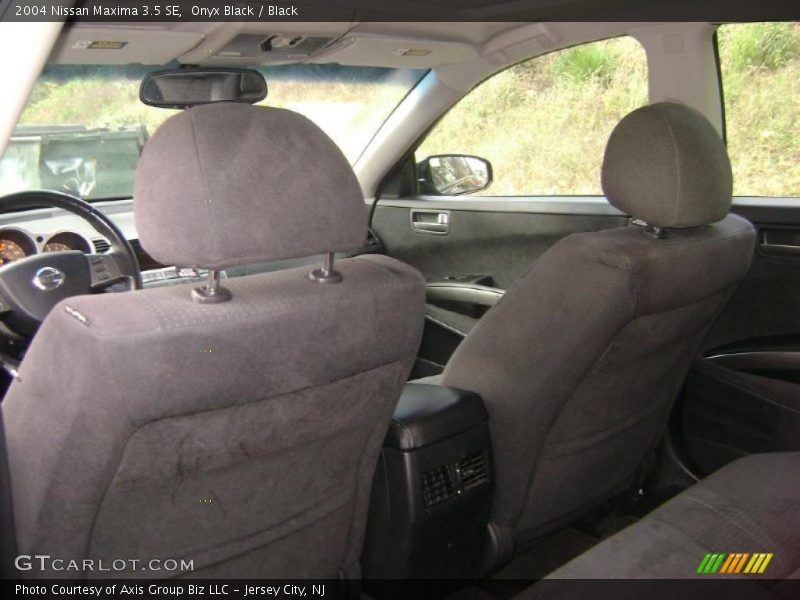 Onyx Black / Black 2004 Nissan Maxima 3.5 SE