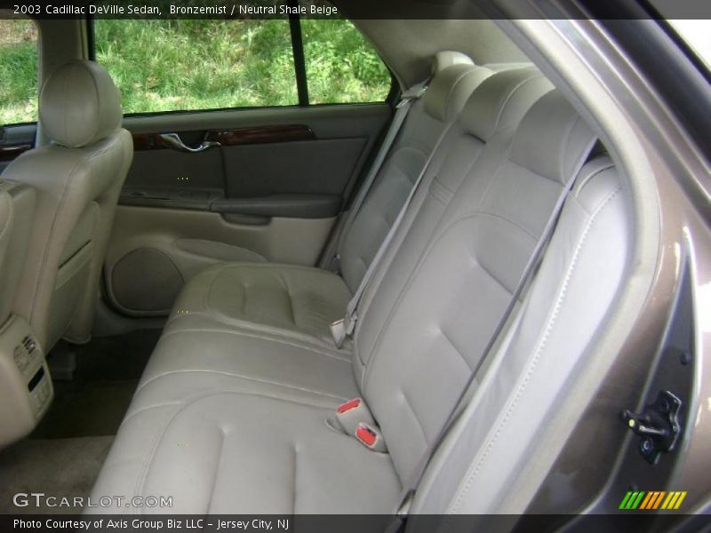 Bronzemist / Neutral Shale Beige 2003 Cadillac DeVille Sedan