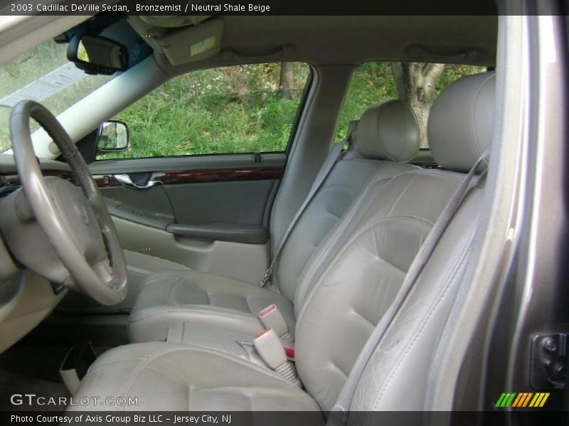 Bronzemist / Neutral Shale Beige 2003 Cadillac DeVille Sedan