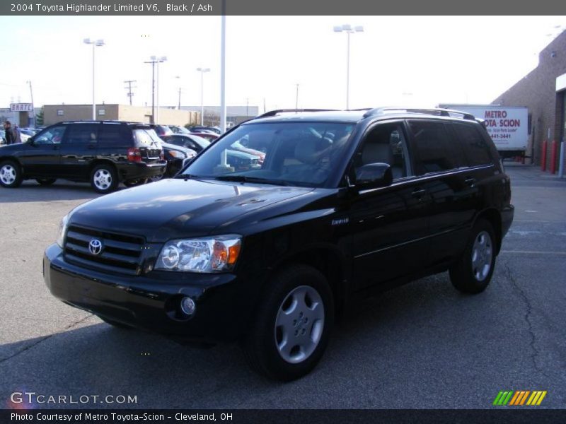 Black / Ash 2004 Toyota Highlander Limited V6