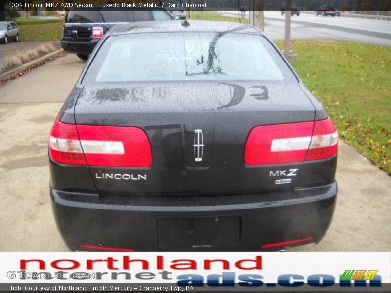 Tuxedo Black Metallic / Dark Charcoal 2009 Lincoln MKZ AWD Sedan