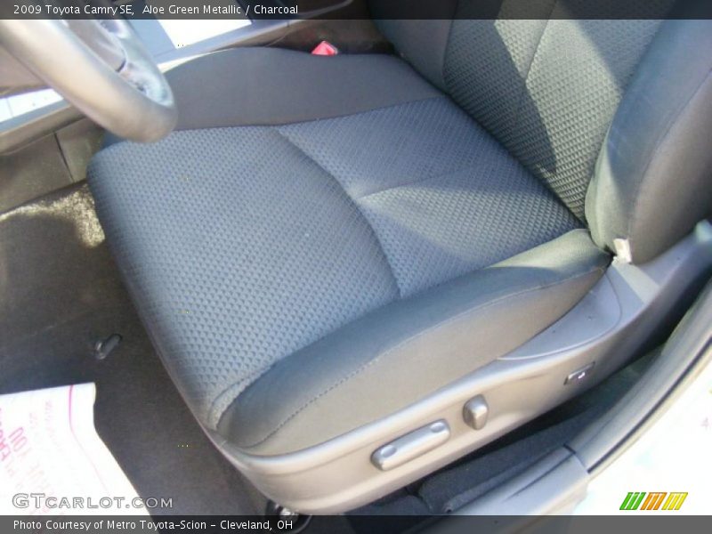 Aloe Green Metallic / Charcoal 2009 Toyota Camry SE