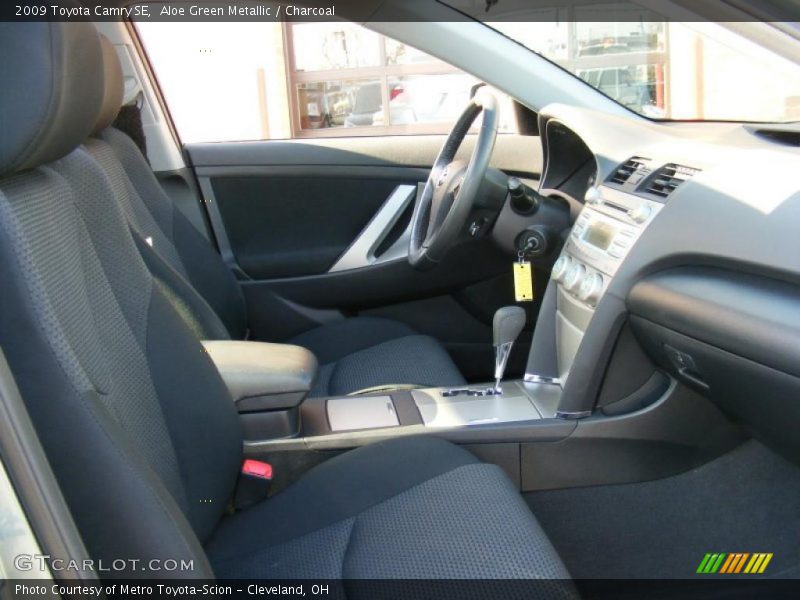 Aloe Green Metallic / Charcoal 2009 Toyota Camry SE
