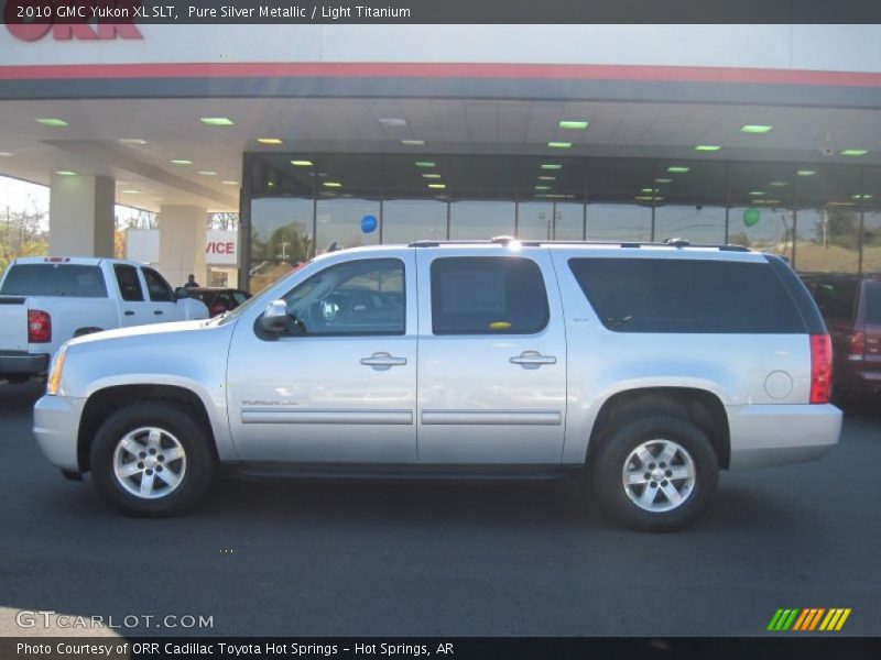 Pure Silver Metallic / Light Titanium 2010 GMC Yukon XL SLT