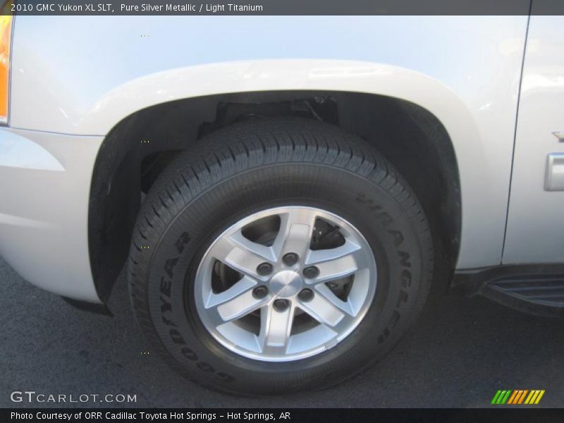 Pure Silver Metallic / Light Titanium 2010 GMC Yukon XL SLT