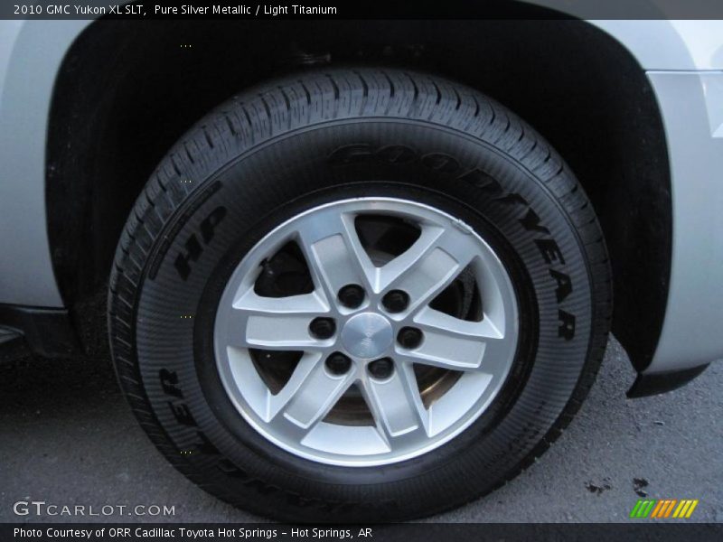 Pure Silver Metallic / Light Titanium 2010 GMC Yukon XL SLT