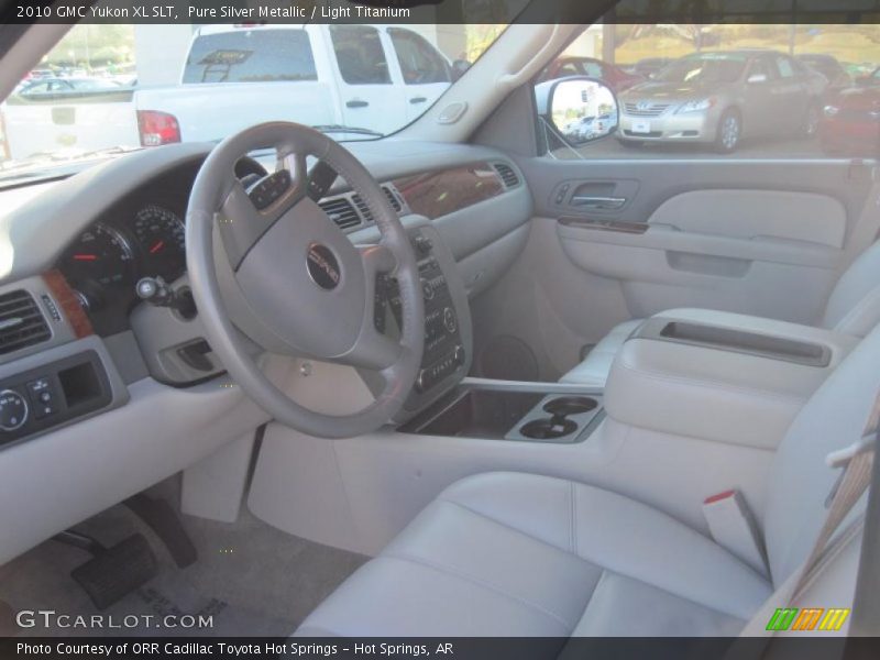 Pure Silver Metallic / Light Titanium 2010 GMC Yukon XL SLT